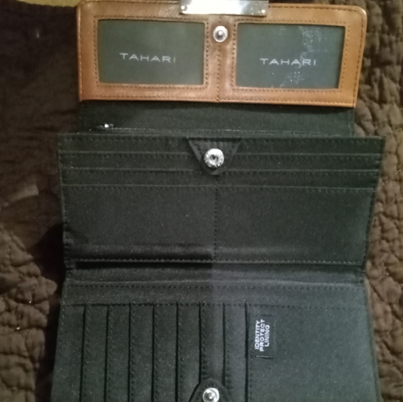 Wallet - Picture 2 of 2